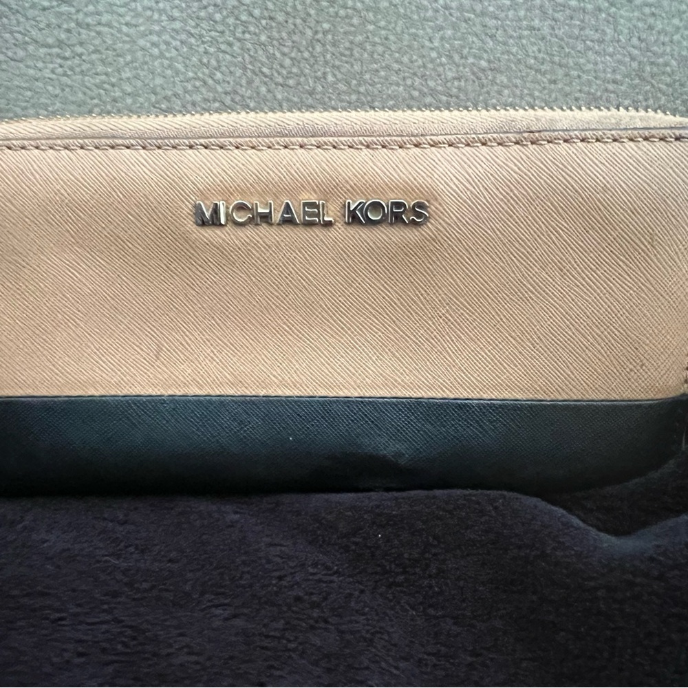 Michael Kors Beige and Black Zip Wallet